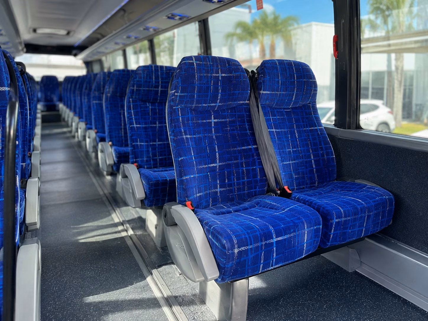 how bus type changes charter bus prices in woodbury minnesota