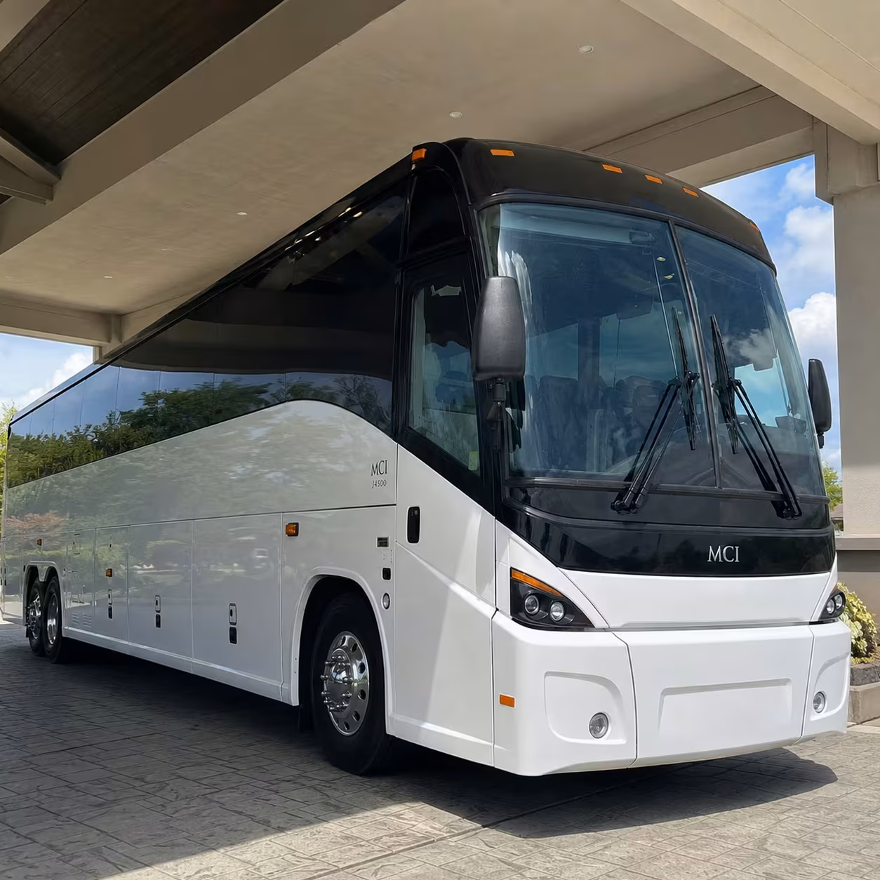 woodbury government shuttle buses between city and county facilities
