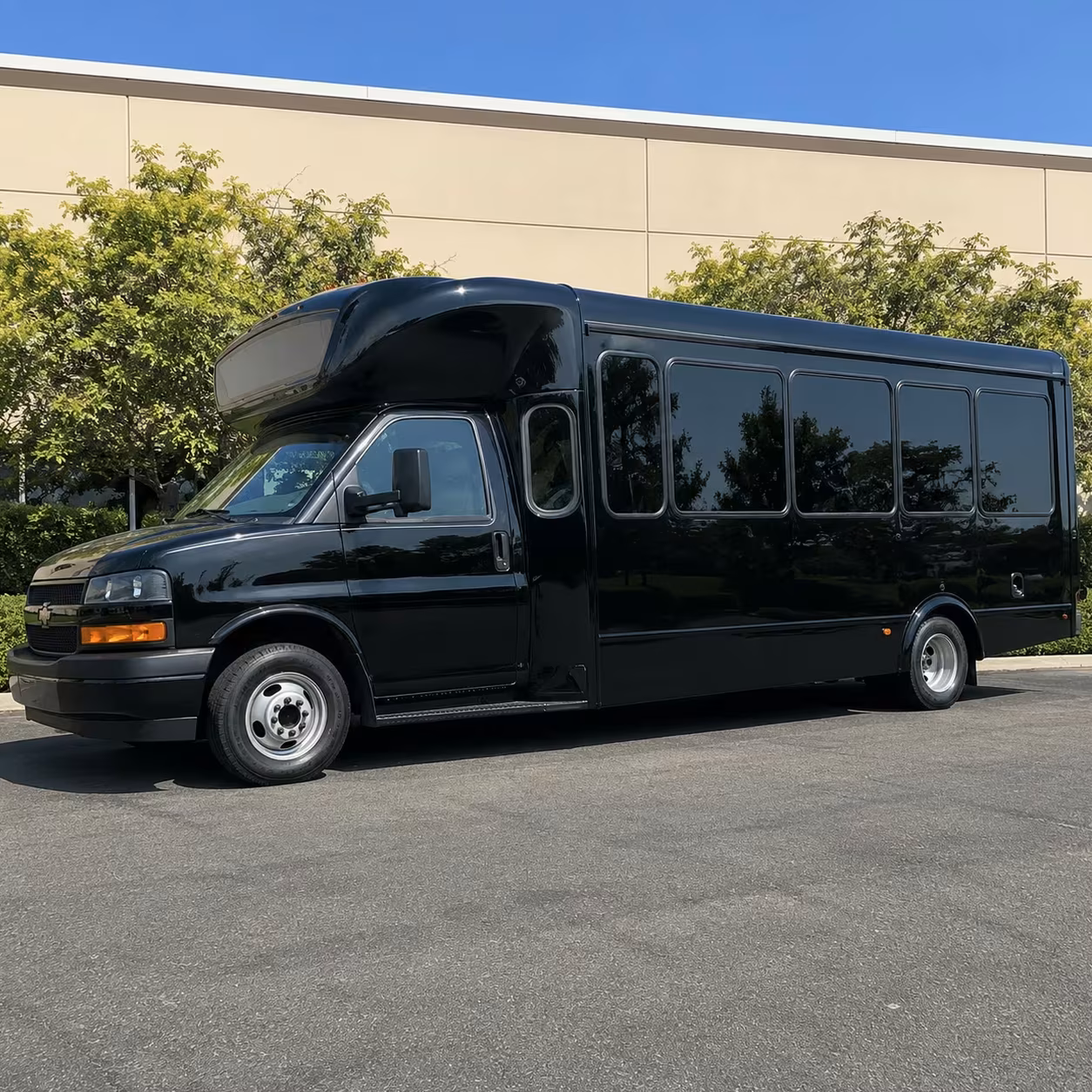 woodbury party bus rentals for holiday parties and team outings